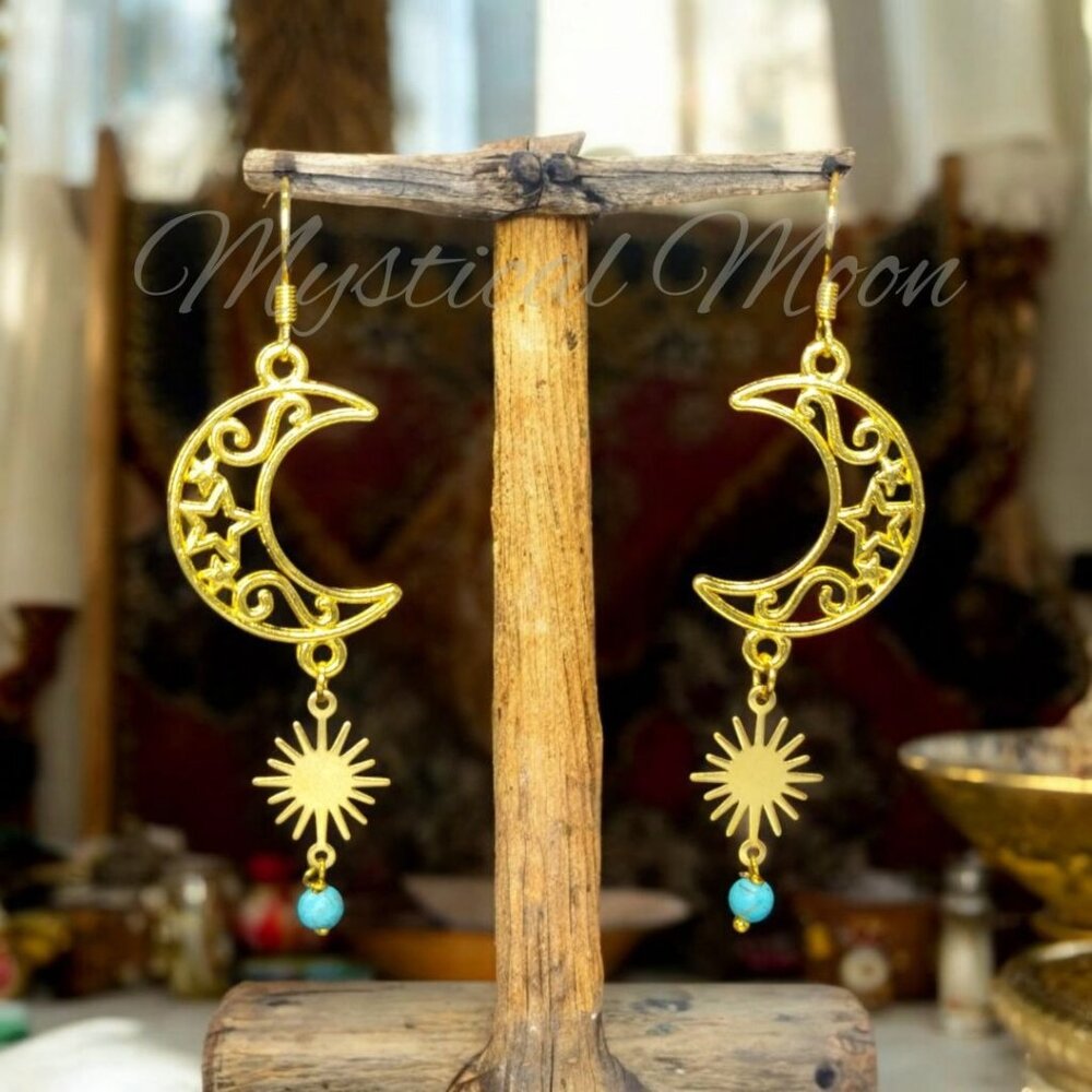 Boho Paisley Design Crescent Moon Dainty Lightweight Earrings with Turquoise